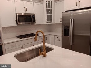 Building Photo - 4951 Longmire Wy