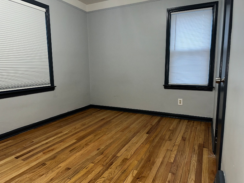 Building Photo - 24620 Stanford St