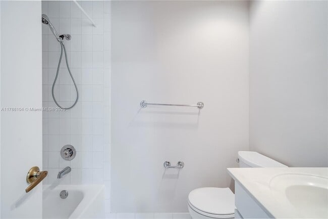 Building Photo - 9818 SW 111th Terrace