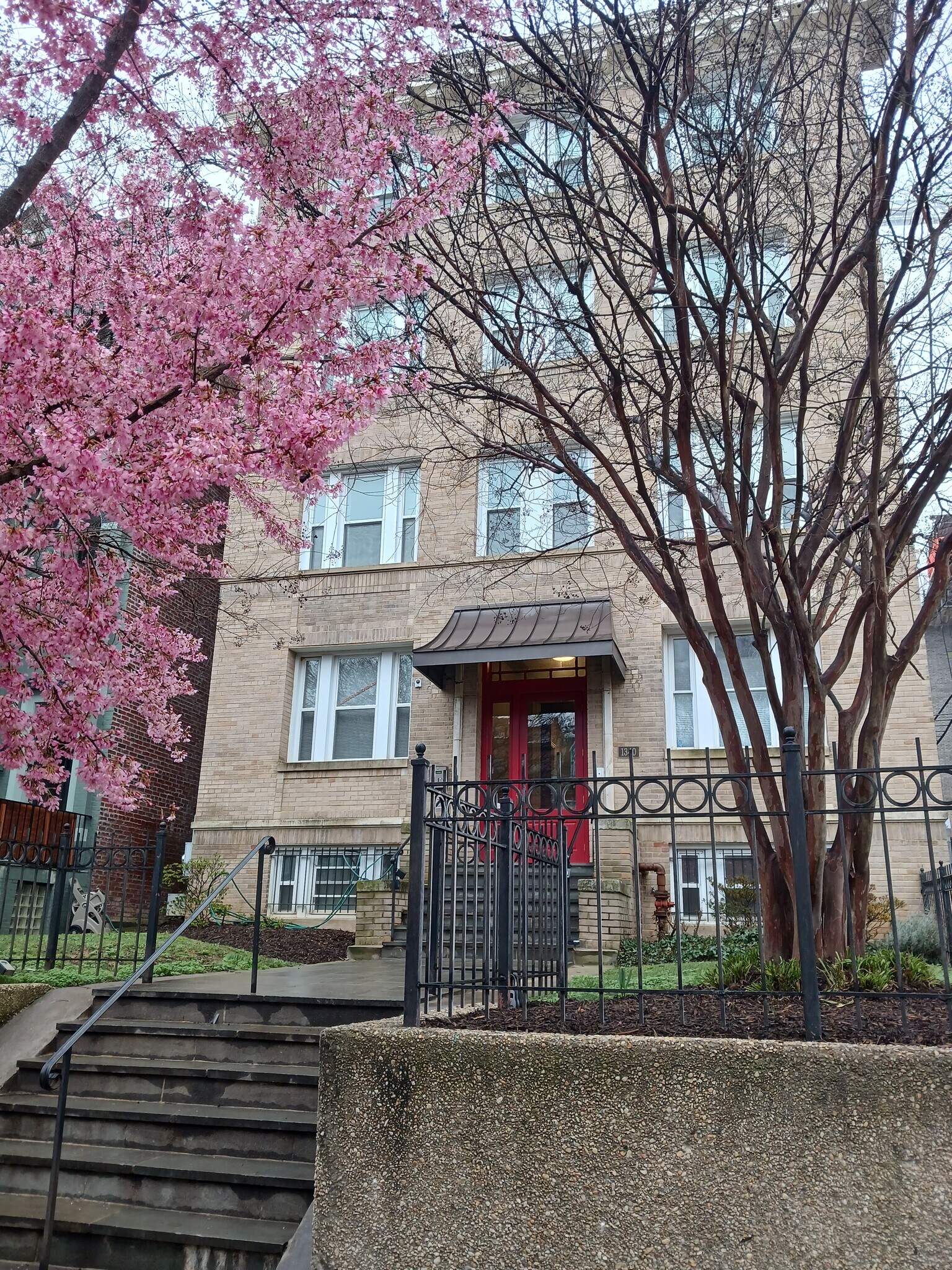 Building Photo - 1340 Fairmont St NW