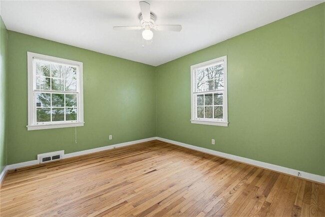 Building Photo - 1911 N Decatur Rd