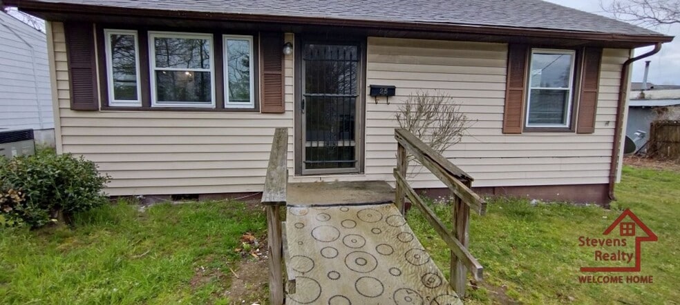 Building Photo - 25 N Franklin Ave