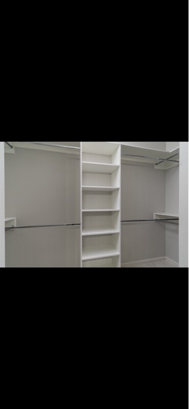 Building Photo - 1007 Hidden Hls St