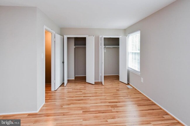 Building Photo - 15043 Cherrywood Dr