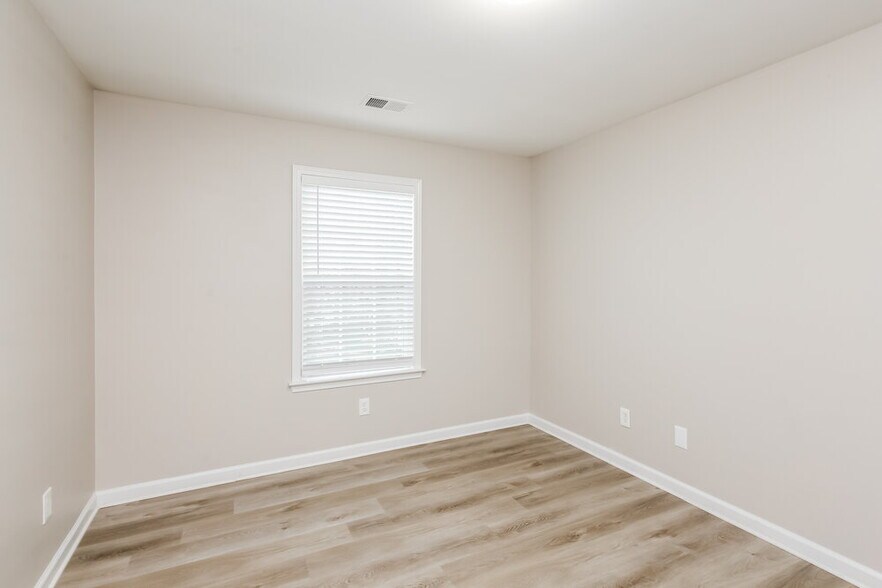 Building Photo - 2740 Gatewater Ct