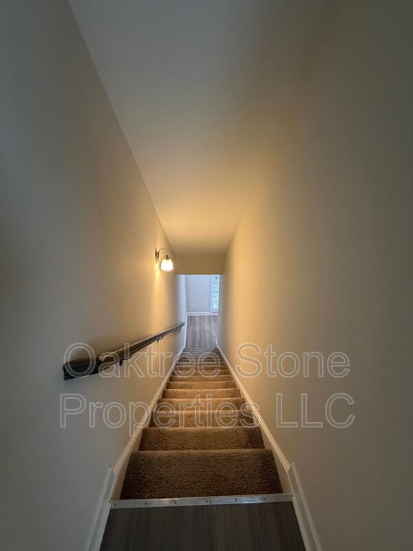 Building Photo - 2589 Ocean Dr NW