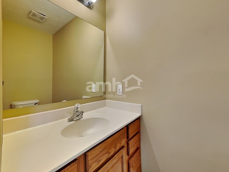 Building Photo - 3629 Berrywood Dr