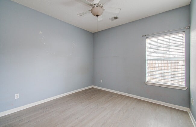 Building Photo - 3631 Sunset Meadows Dr