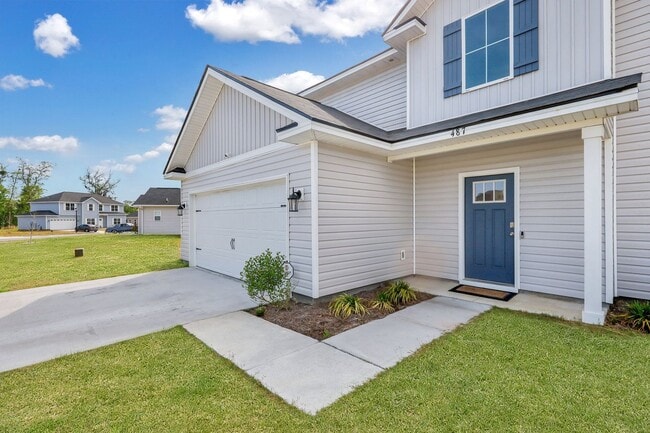 Building Photo - 487 Meloney Dr
