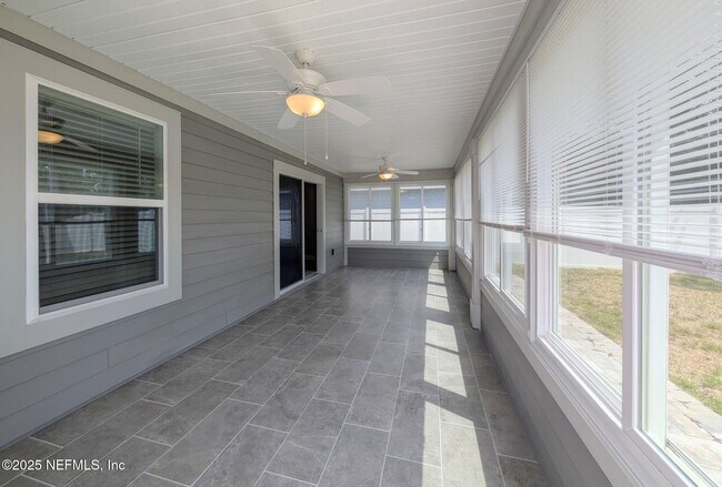 Building Photo - 13797 Holsinger Blvd