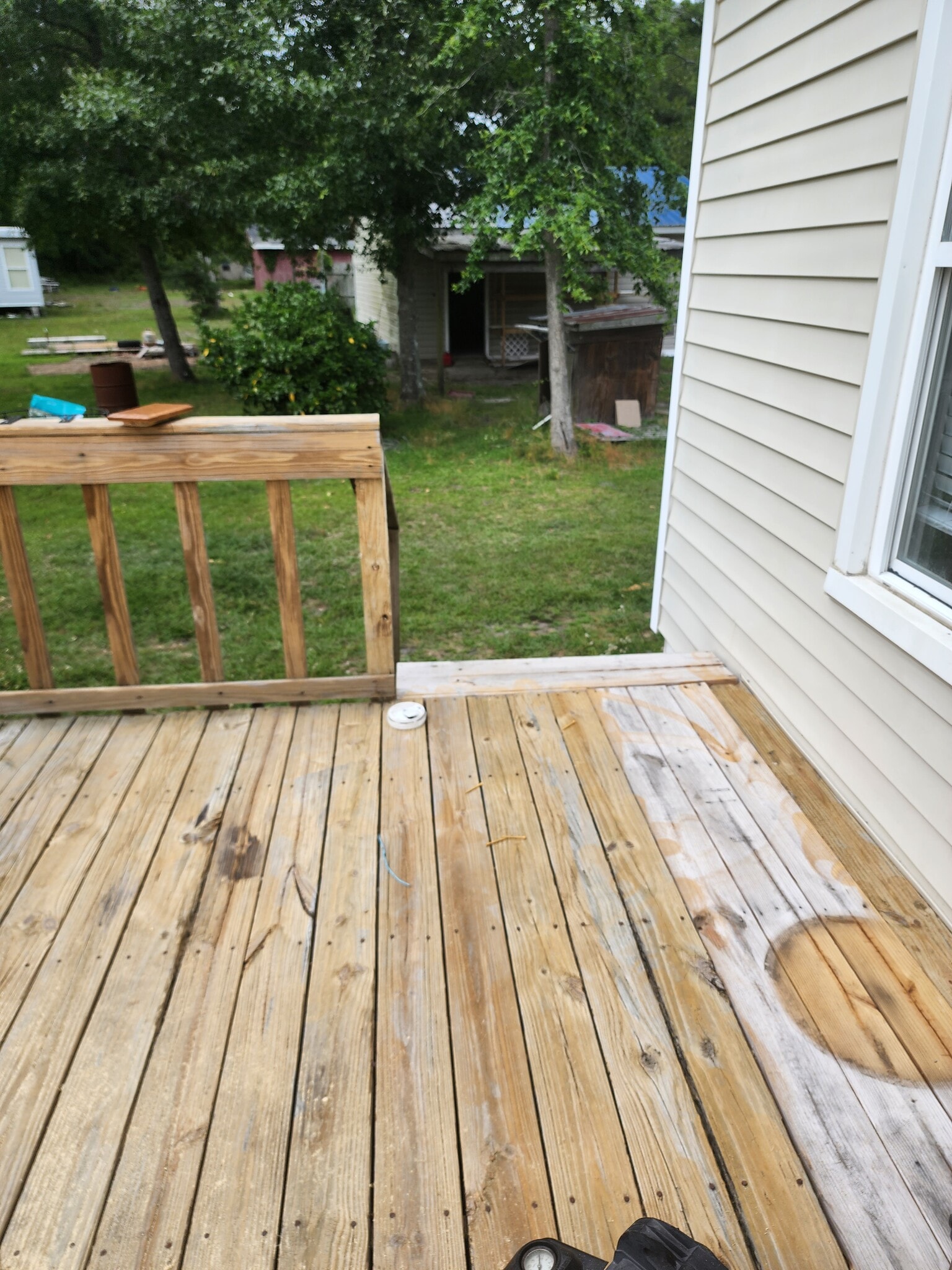 Back deck - 246 King Dr