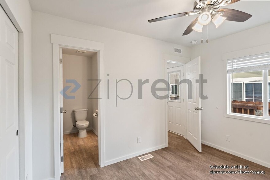 Building Photo - 1291 Stardust Way