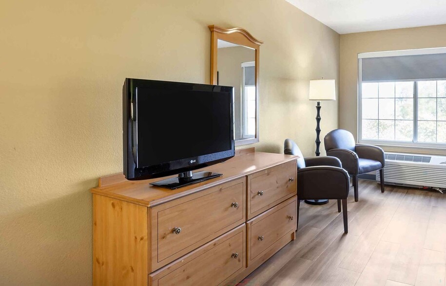 Building Photo - Furnished Studio-Boston - Marlborough