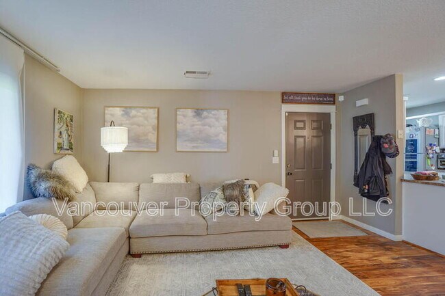 Building Photo - 14019 NE 20th Ave