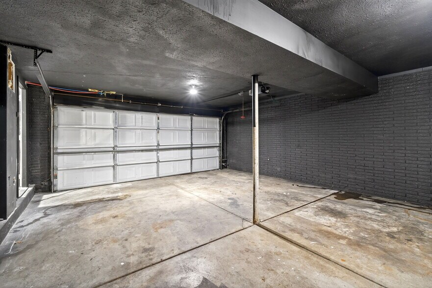 Building Photo - 4432 Renwood Dr