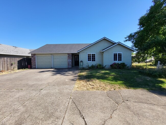 Building Photo - 1658 21st St