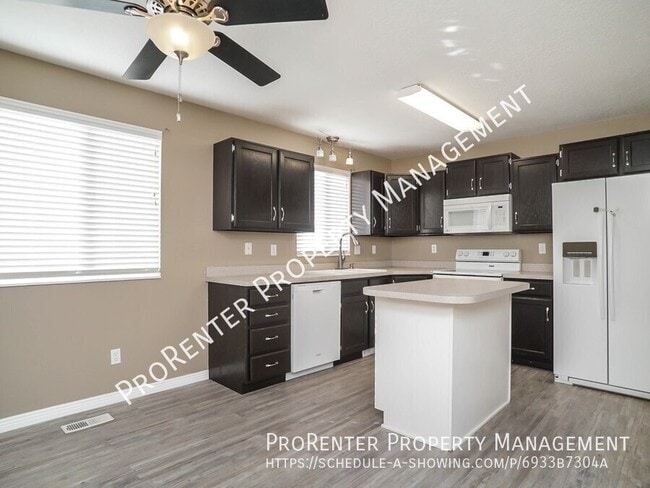 Building Photo - 288 S 500 E