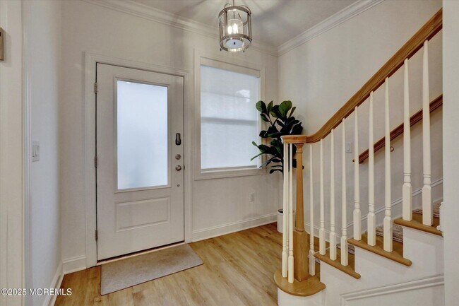 Building Photo - 221 Brighton Ave