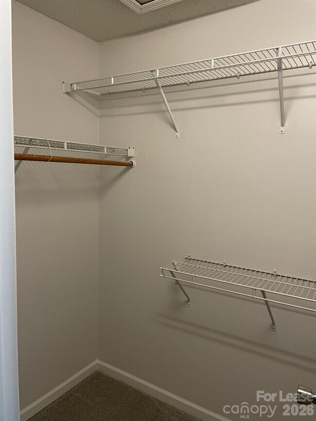 Building Photo - 19831 Henderson Rd