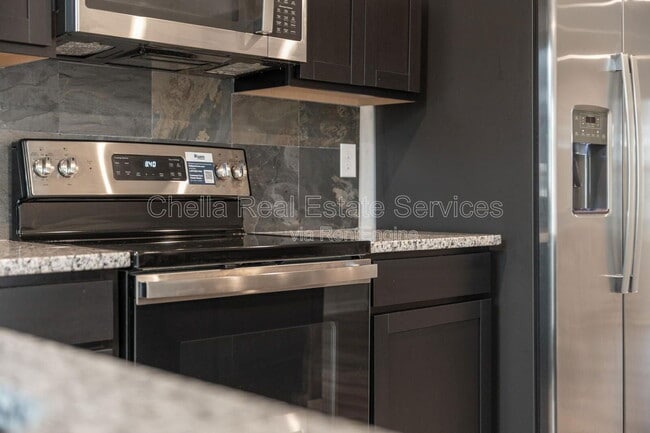 Building Photo - 2935 Winterberry Dr