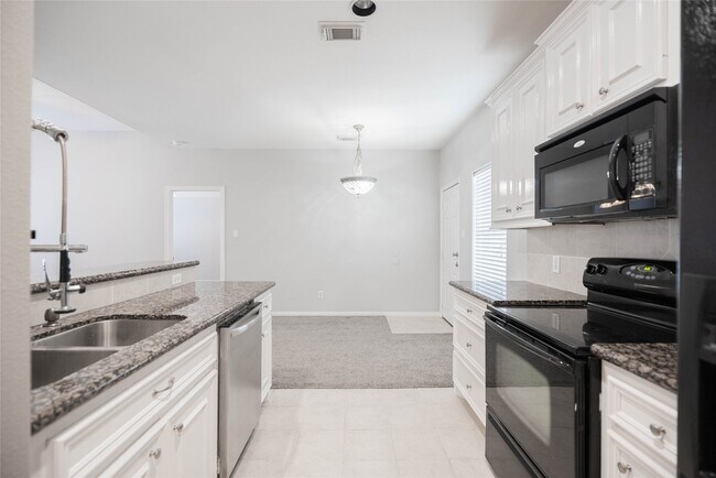 Building Photo - 13165 Snow Ln