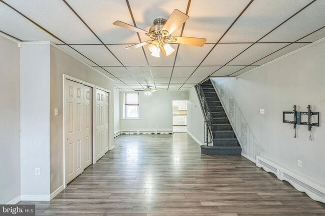 Building Photo - 4658 Mansion St