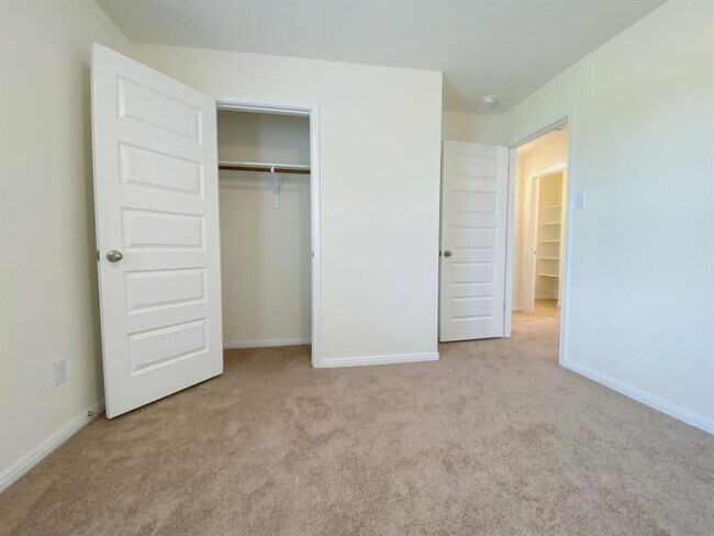 Building Photo - 12010 Corsicana Trl