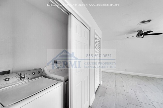 Building Photo - 3249 Coral Hills Dr