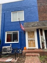 Building Photo - 1917 D St NE