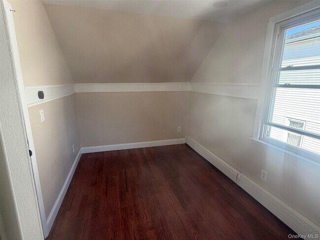 Building Photo - 73 Willoughby Ave