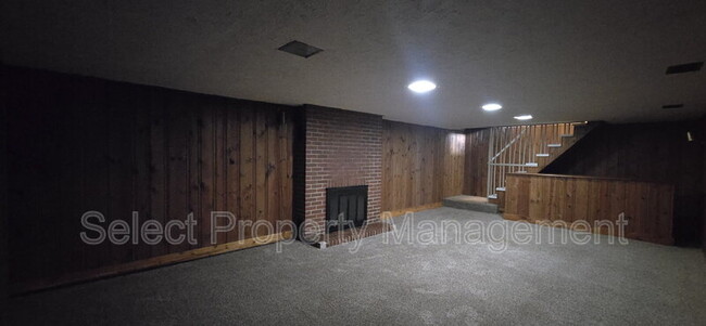 Building Photo - 7611 Aboite Center Rd