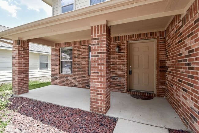Building Photo - 9602 Siano Pines Dr
