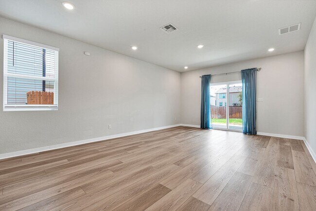 Building Photo - Charming 4-Bedroom Home in Millican Grove – Near Randolph AFB!