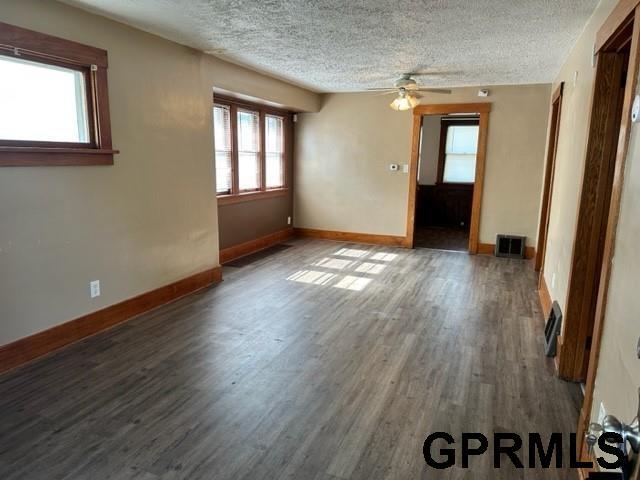 Building Photo - 3933 R St
