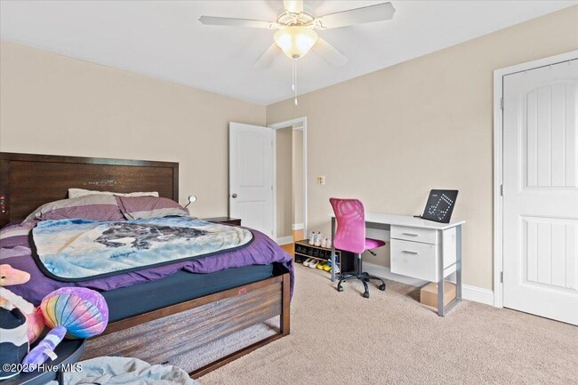 Building Photo - 1044 Slater Way