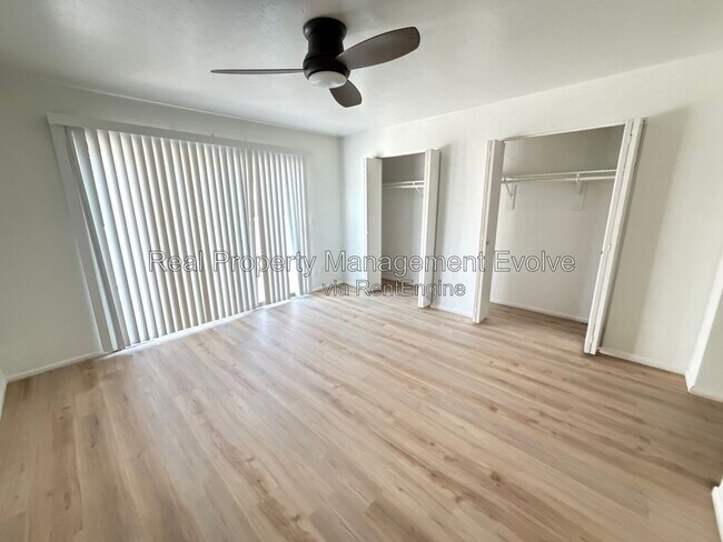 Building Photo - 122 S Hardy Dr