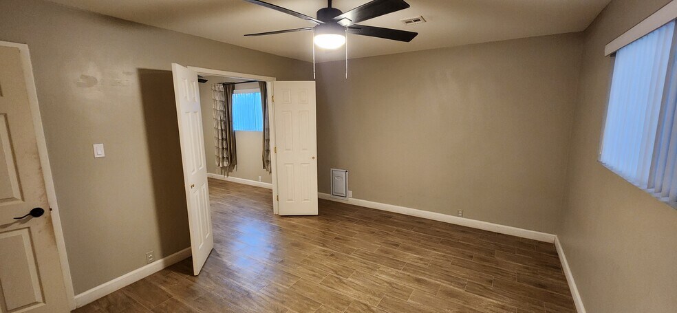 Master On Suite2 - 3138 N 83rd St