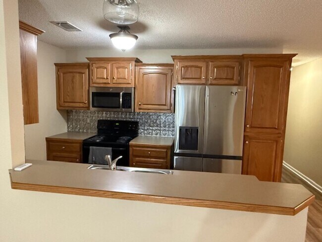 Building Photo - Home for Rent in Benton