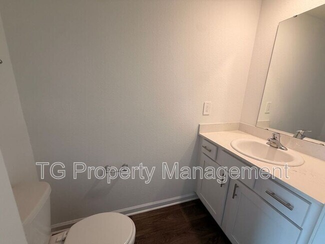 Building Photo - 9257 Stony Brk Rd