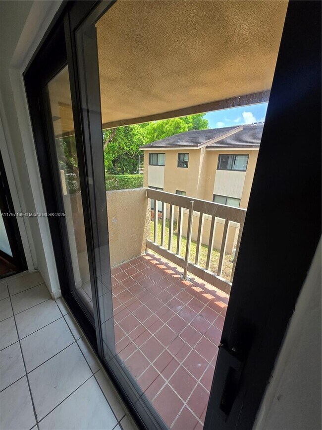 Building Photo - 15421 SW 80th St