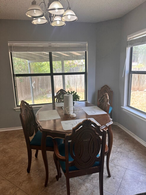 Building Photo - 25039 Summit Creek