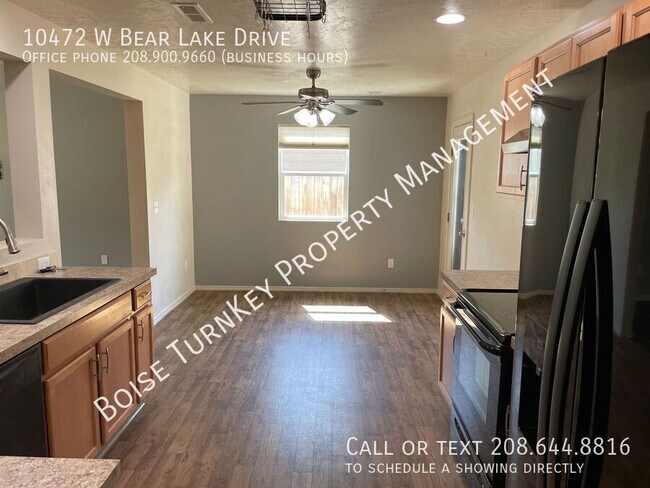 Building Photo - 10472 W Bear Lake Dr