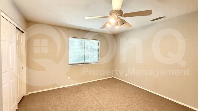 Building Photo - 26154 N 67th Ln