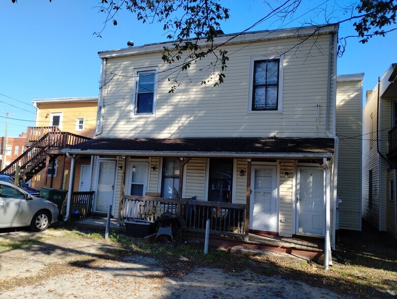 Building Photo - 8 S Robinson St