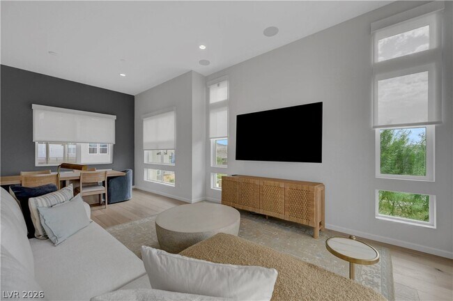 Building Photo - 3348 Esker Rdg Ave