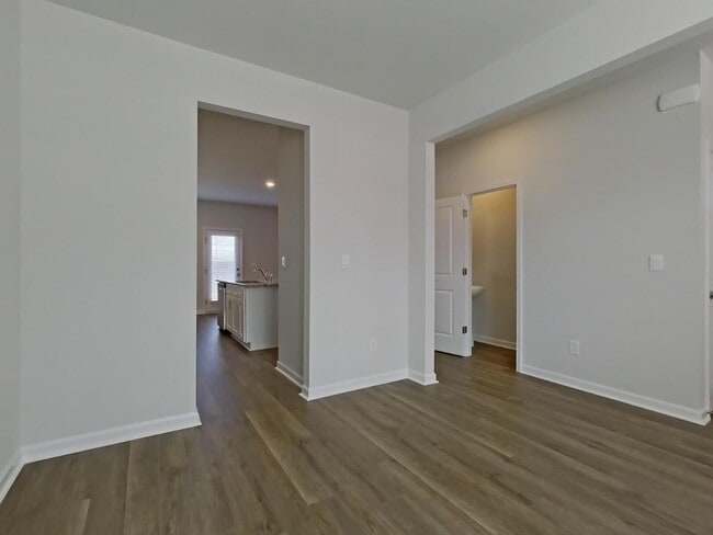 Building Photo - 937 Raghorn Rd