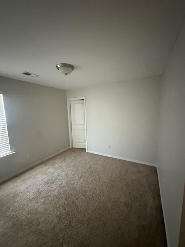 Building Photo - Magnificent Two Story Four Bedroom Home in...