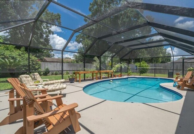 Building Photo - 3203 Stoneybrook Ln