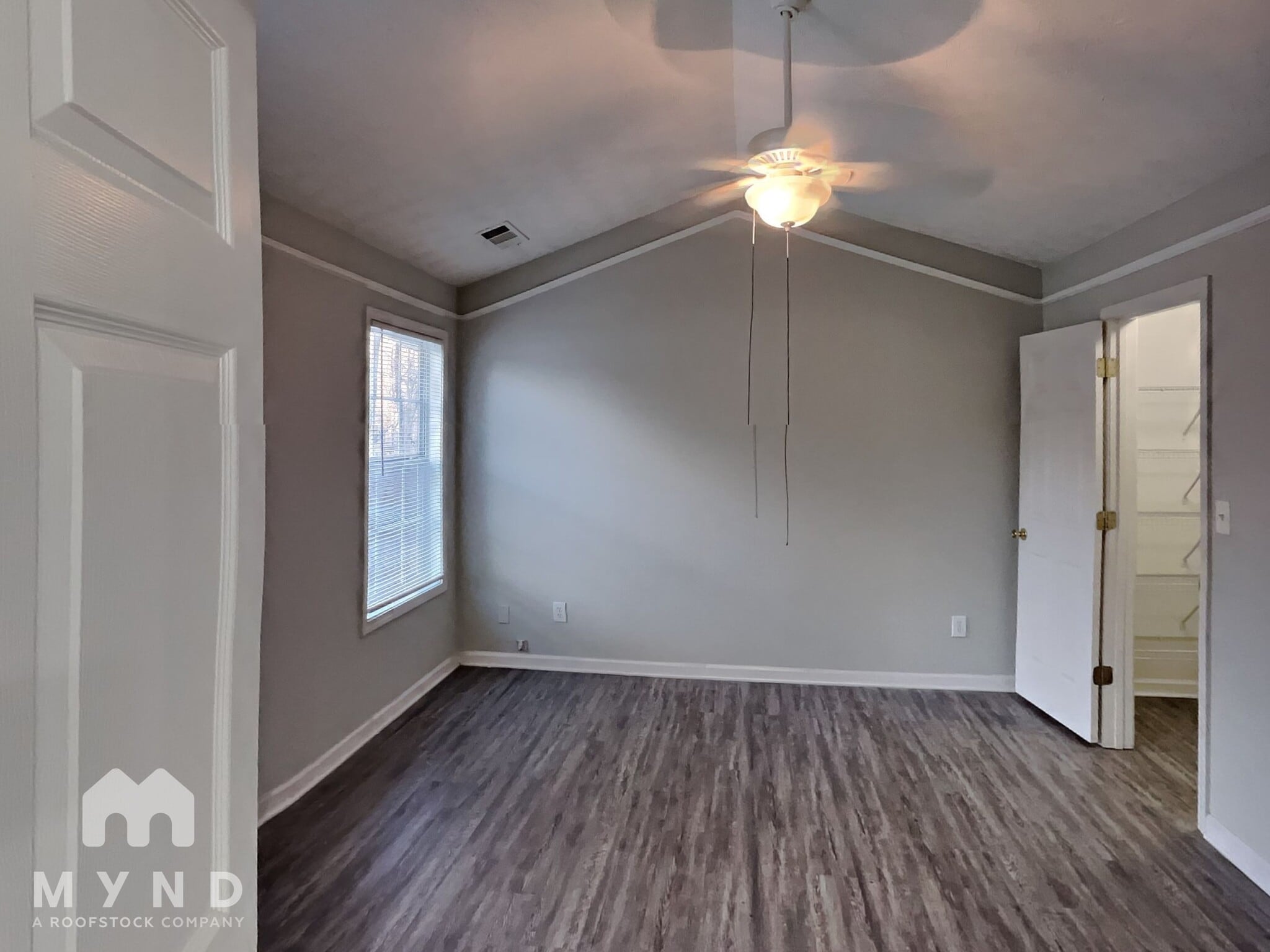 Building Photo - 10 Ryans Cir