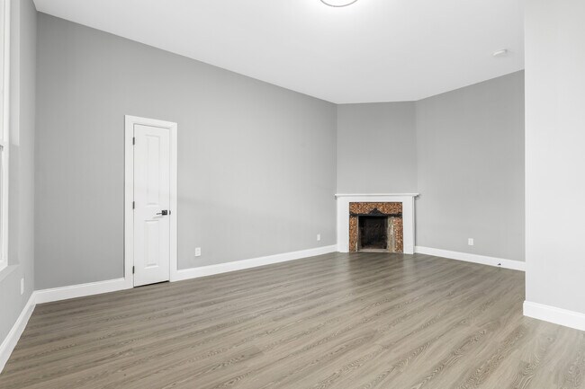 Building Photo - 222 Primrose Ave